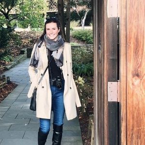 Meet your Posher, Caroline